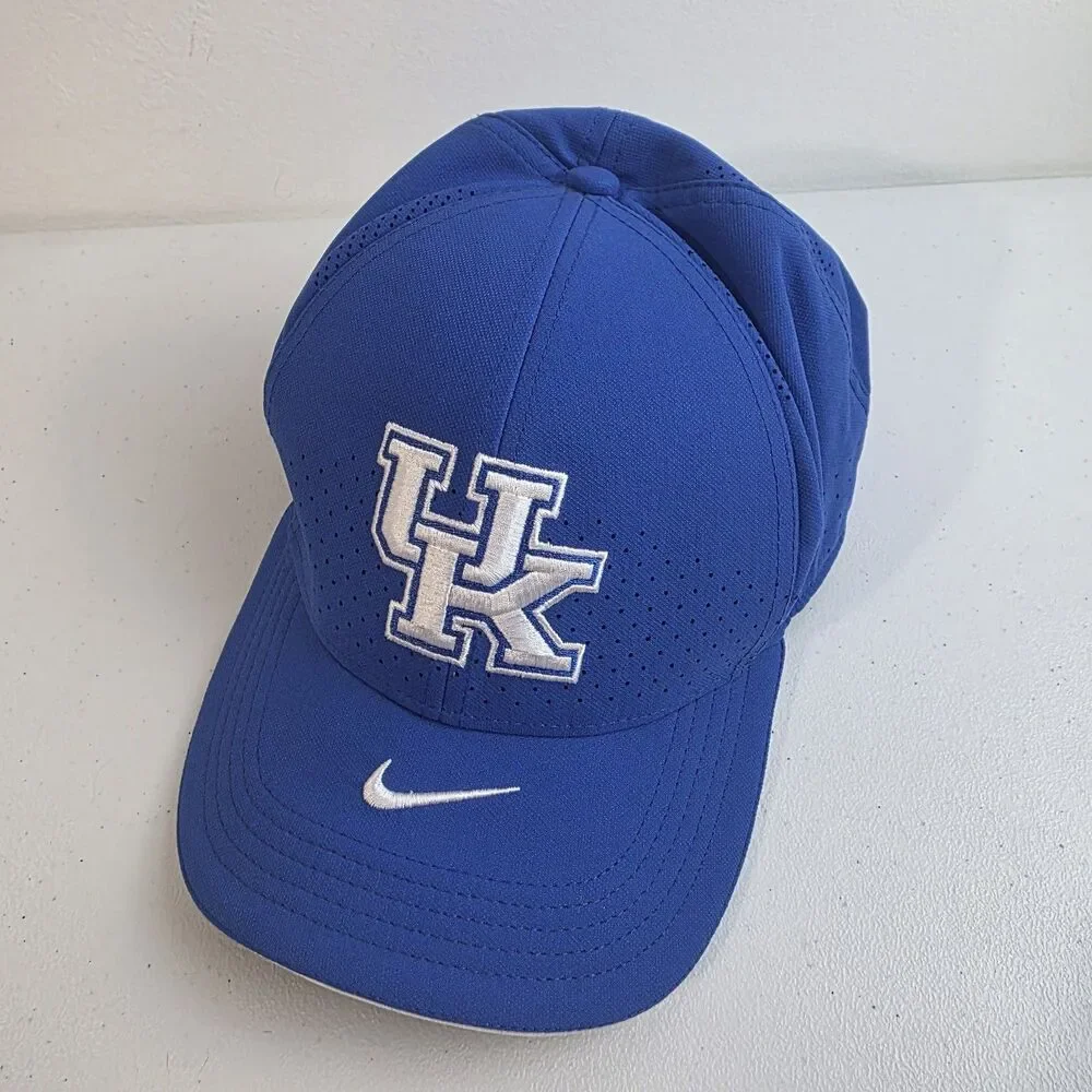 University Kentucky UK Nike Classic99 Dri-Fit Cap Hat Adult Size S/M Blue EUC